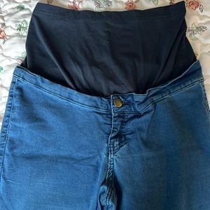 Maternity jeans 10